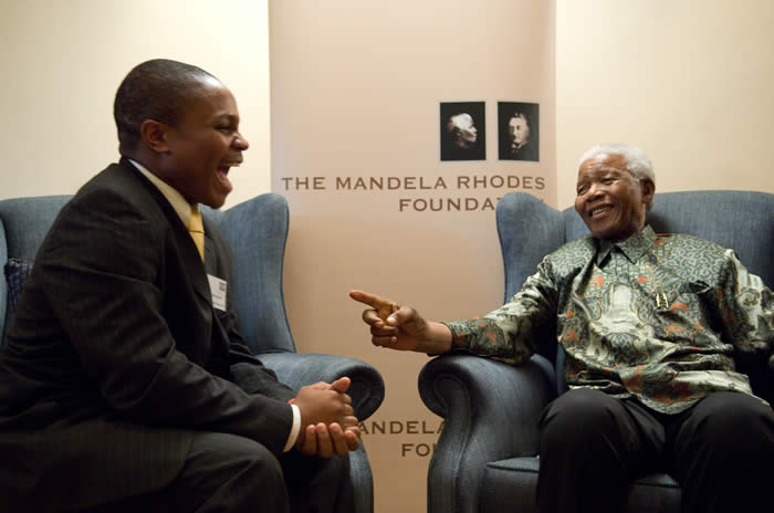 OPENING TOMORROW: Mandela Rhodes Scholarships 2024 for African Students to Study at South African Universities